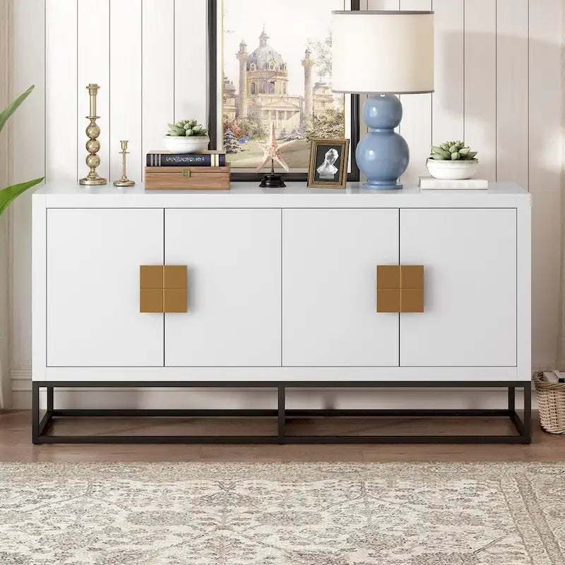 Buffet moderne avec pieds de support uniques et étagères réglables