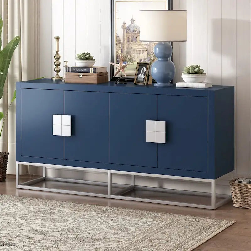 Buffet moderne avec pieds de support uniques et étagères réglables